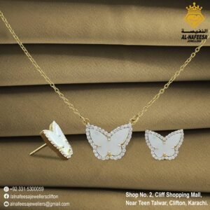 Gold Pendant 001