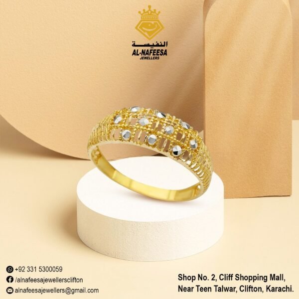 Ring Design 054